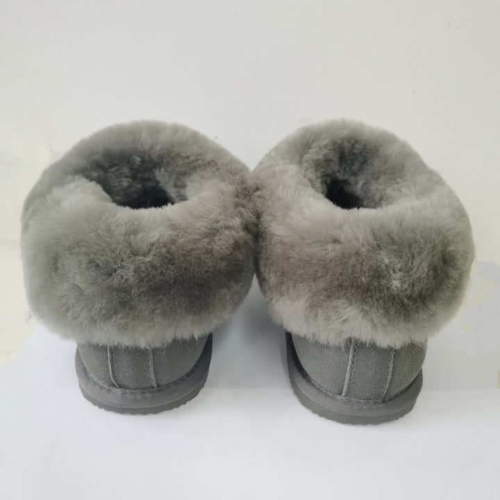 HUGLIE Slippers - Plush Womens