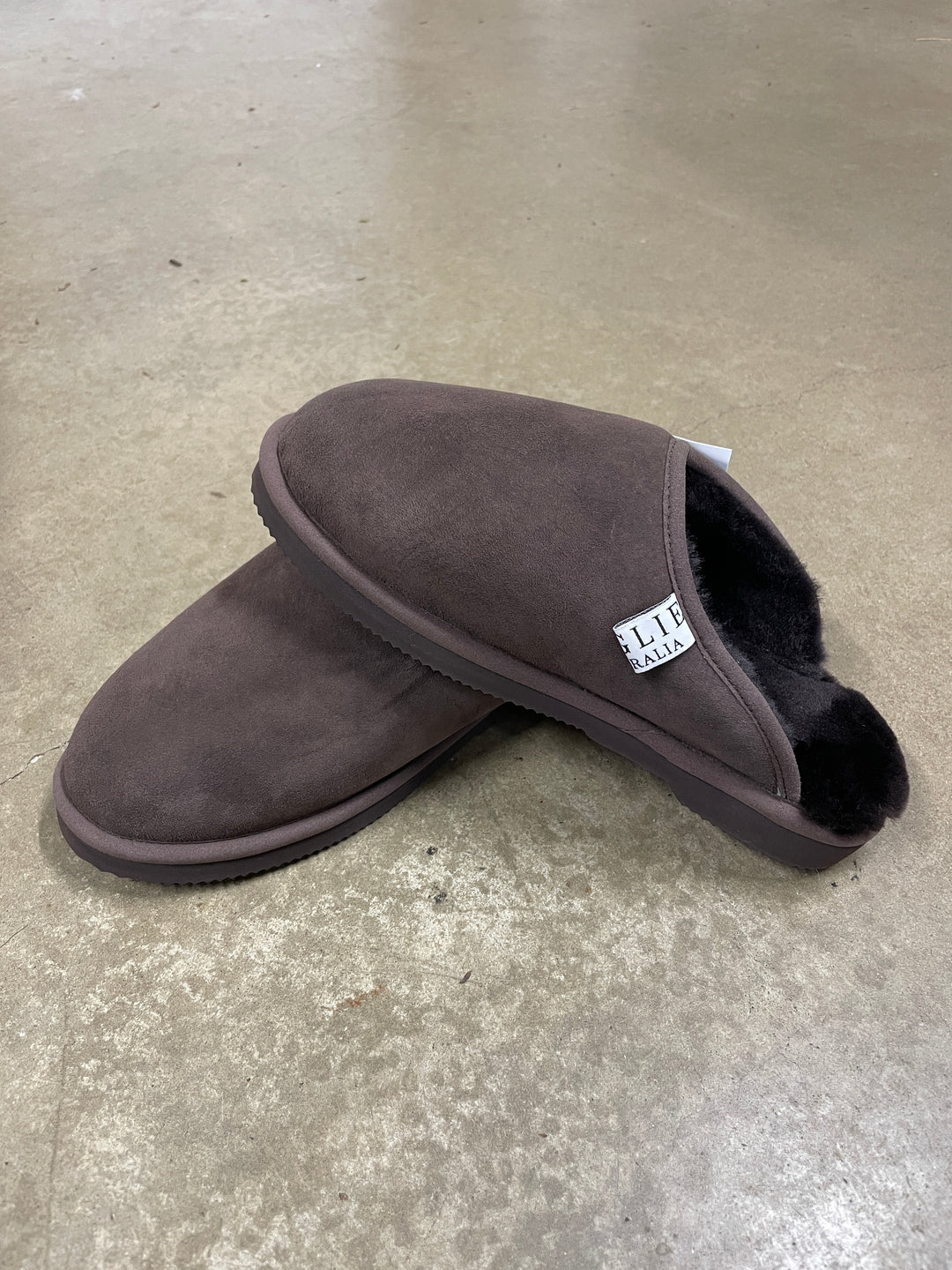 HUGLIE UGG Boots - Ridge Scuffs