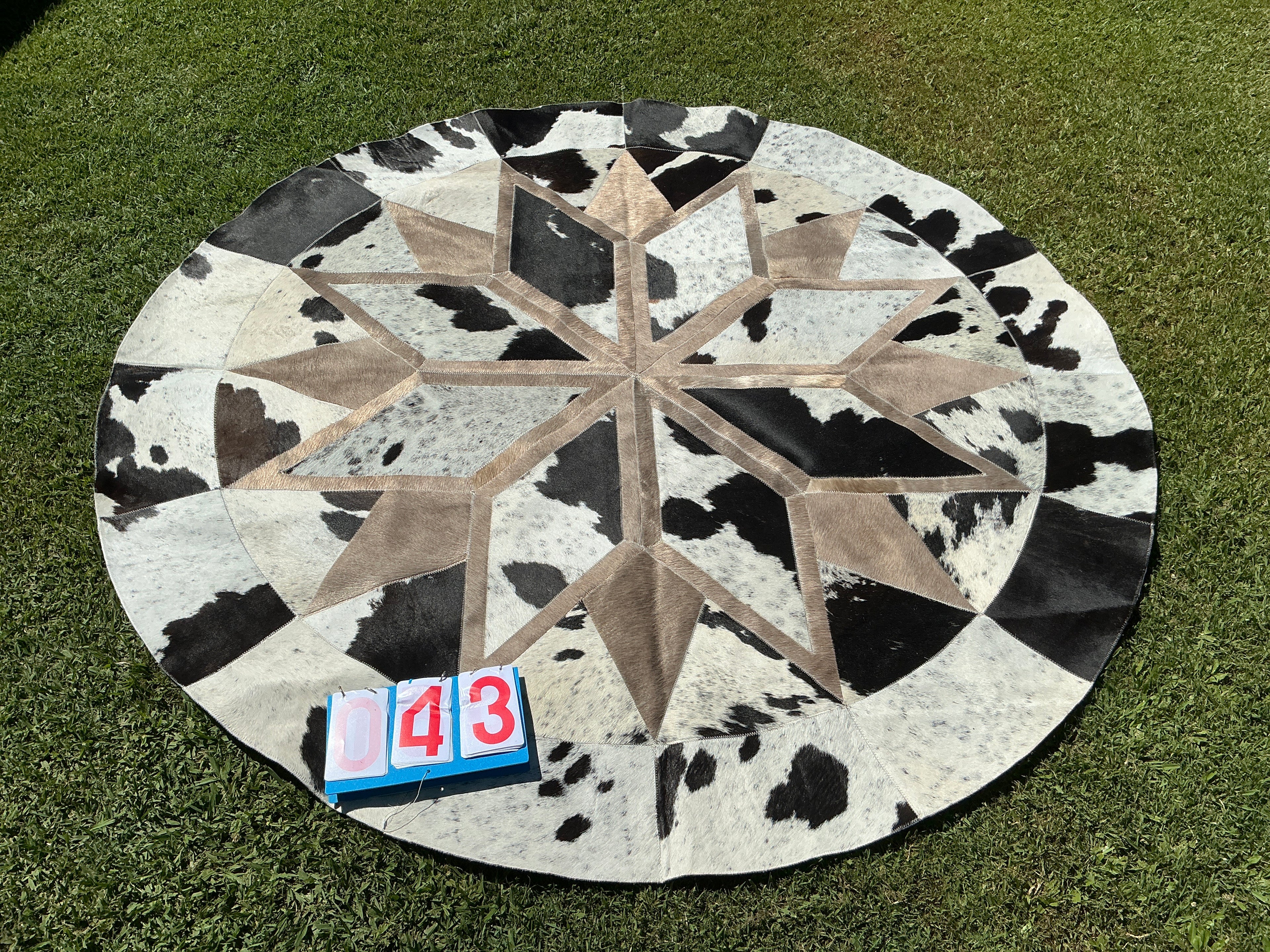 Cowhide - Patchwork Rug 43
