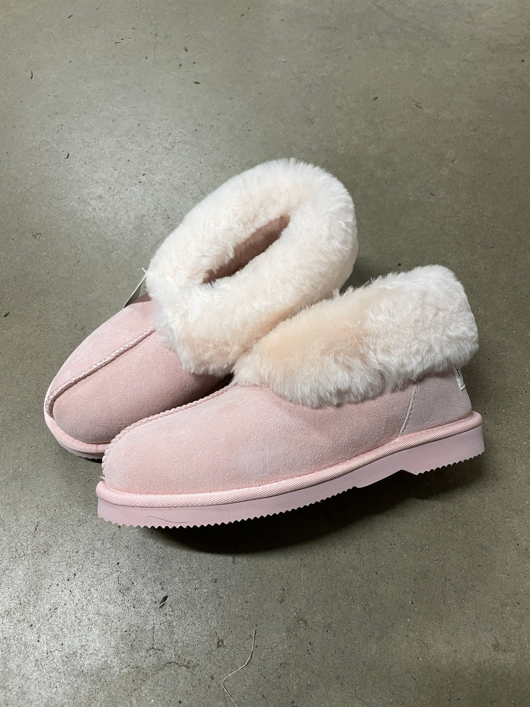 HUGLIE Slippers - Cozee Slippers