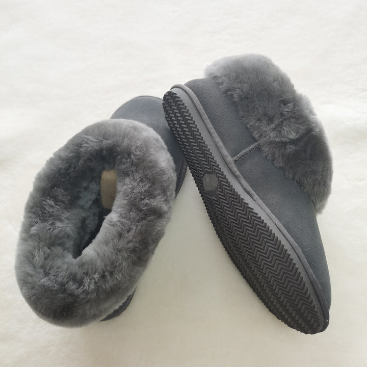 HUGLIE Slippers - Plush Womens