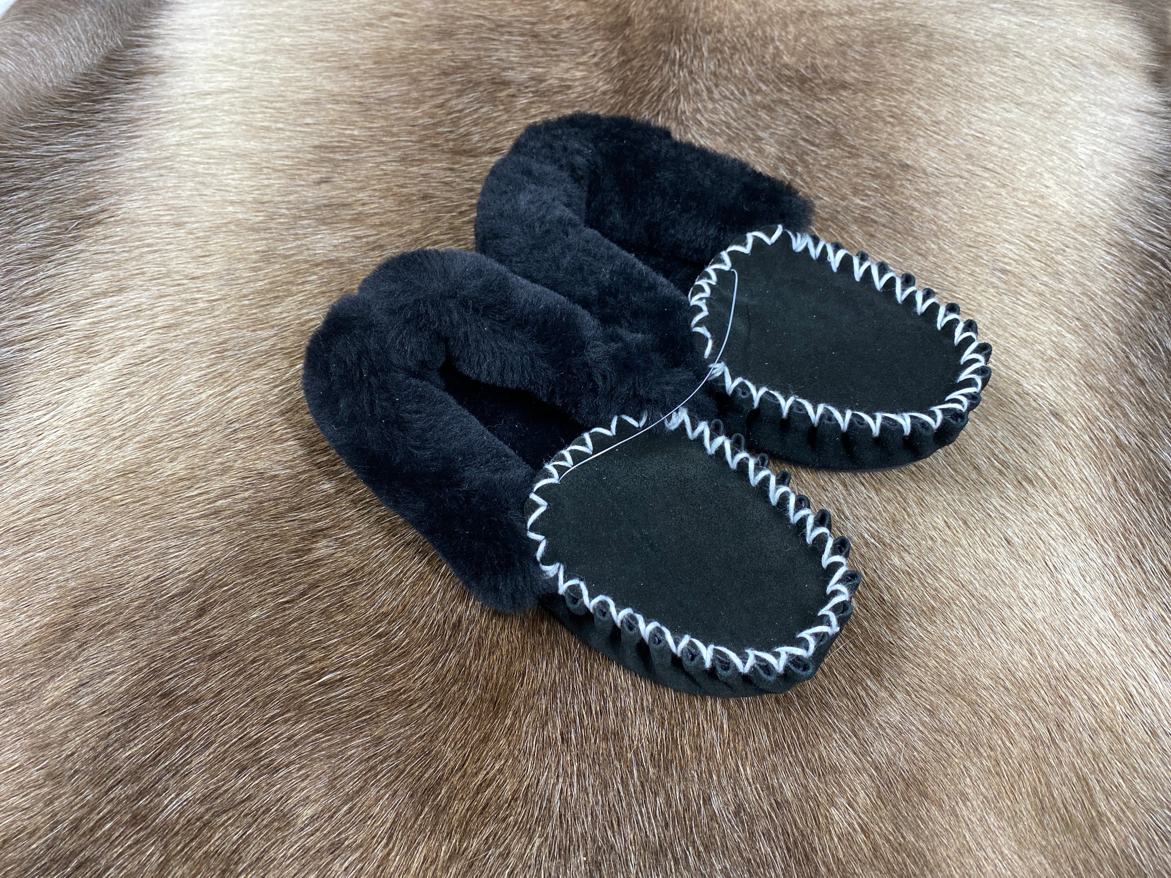 Slippers - Sheepskin Moccasins