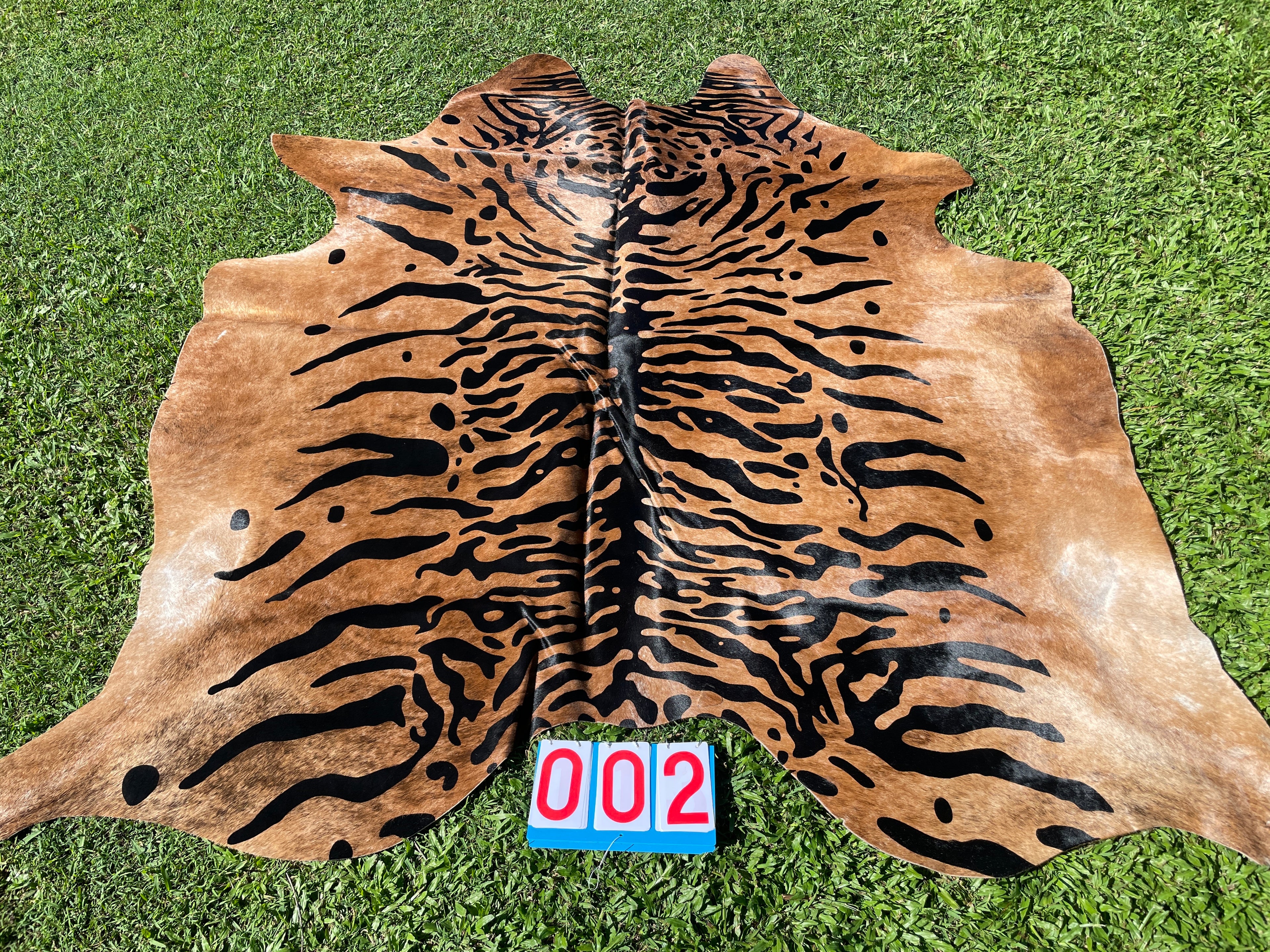 Cowhides - Metallic/ Printed 12