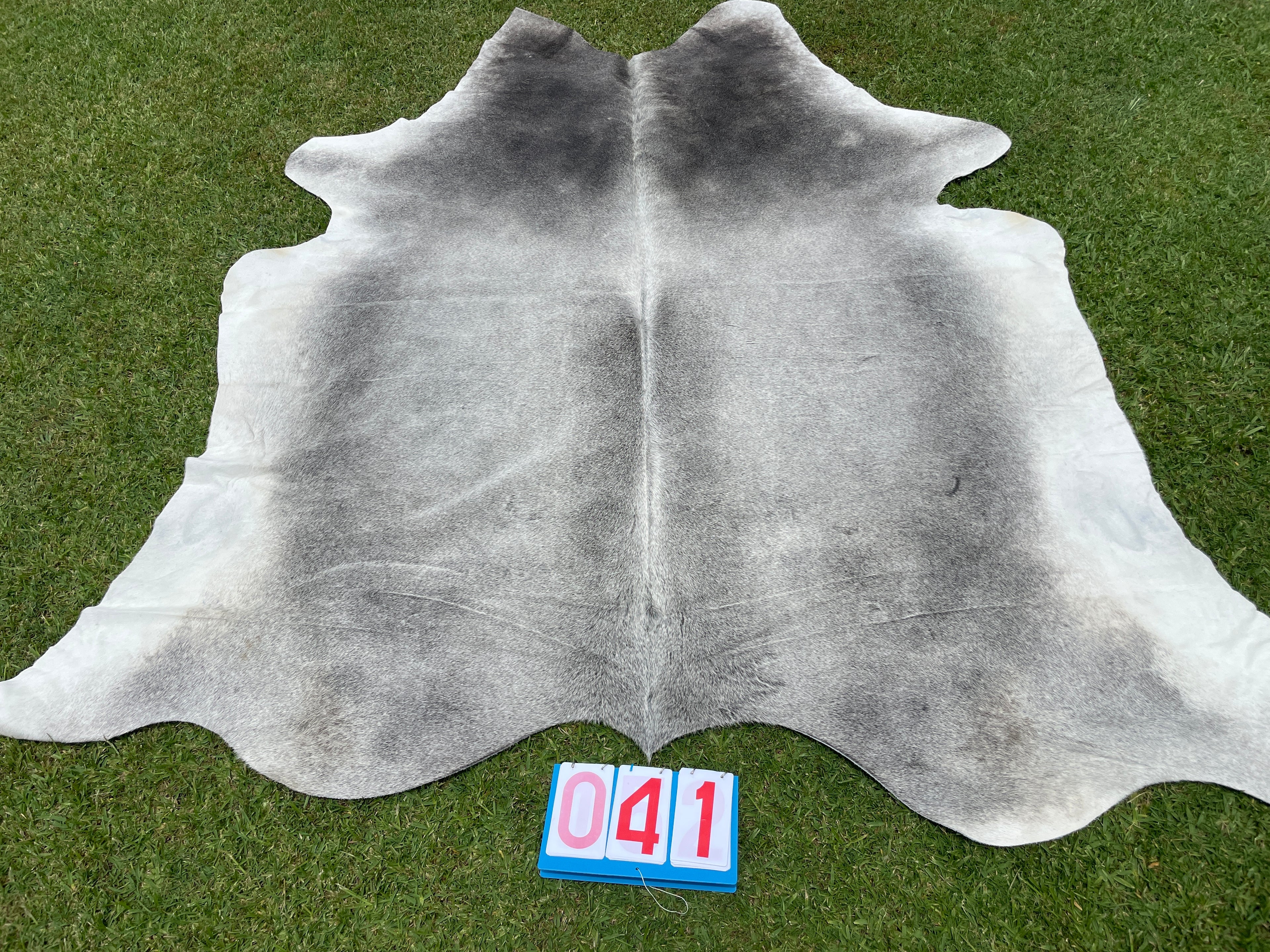 Cowhide 41 Grey