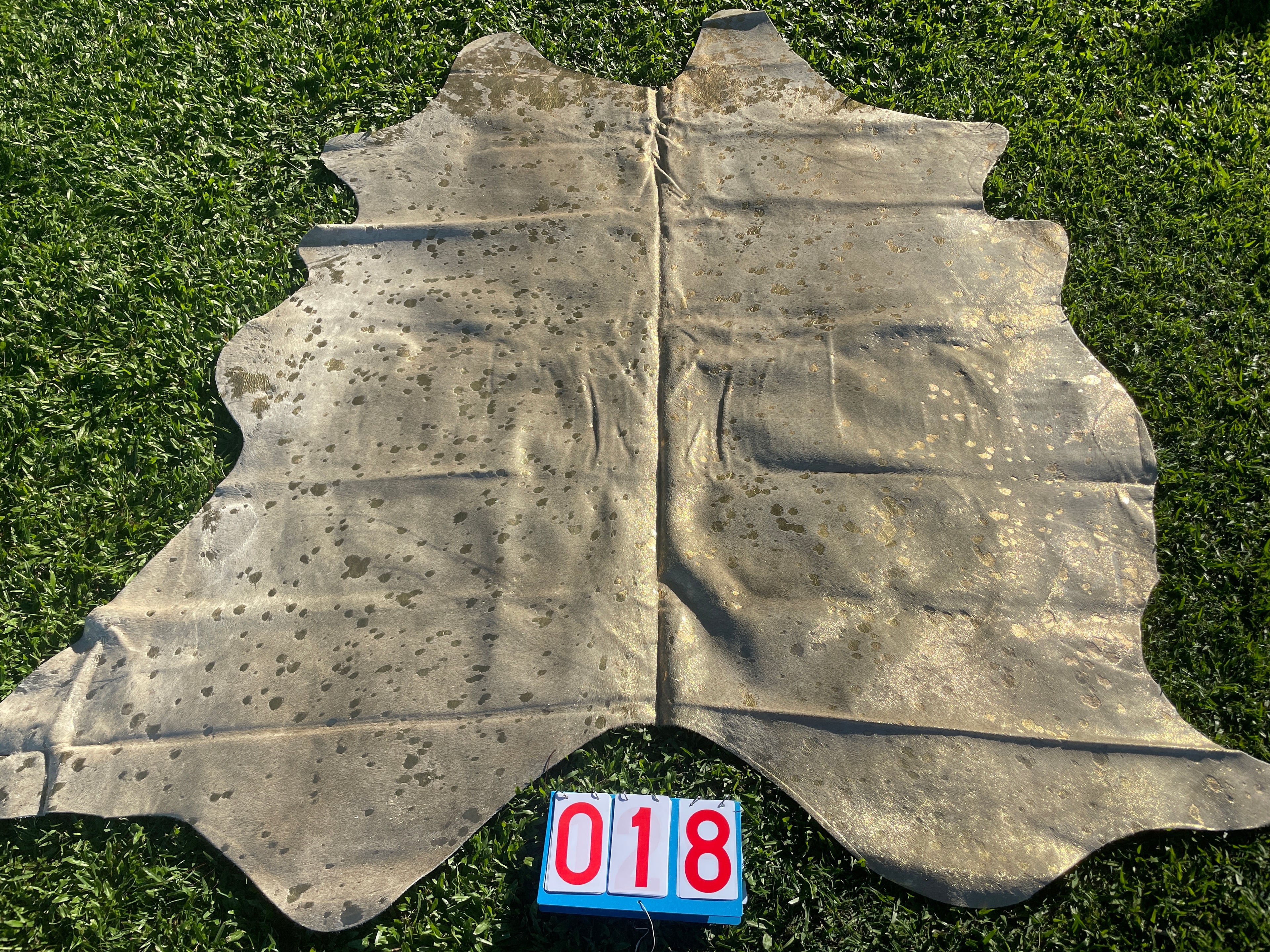 Cowhides - Metallic/ Printed 18