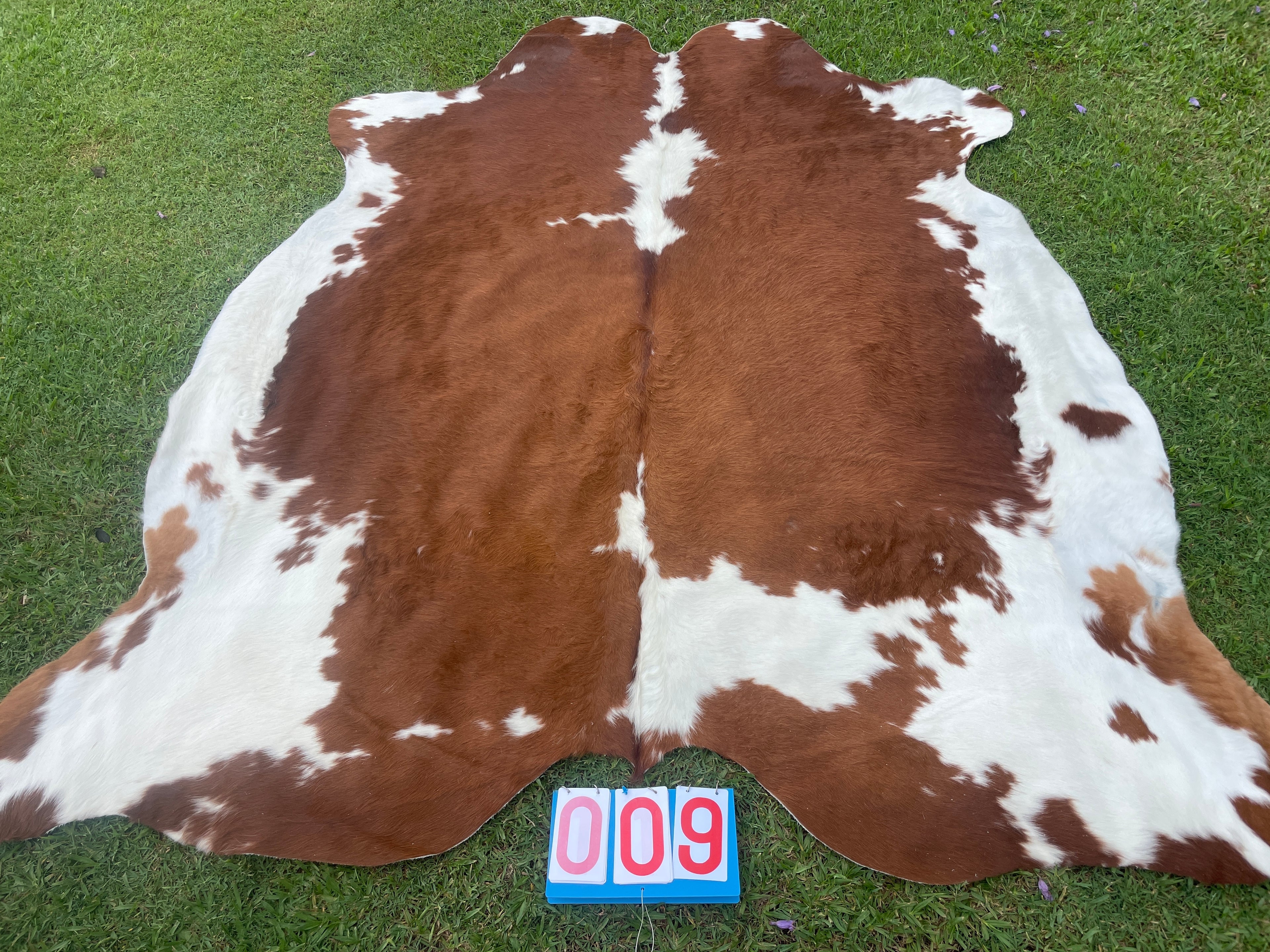 Cowhide 09 Stunning Brown & White