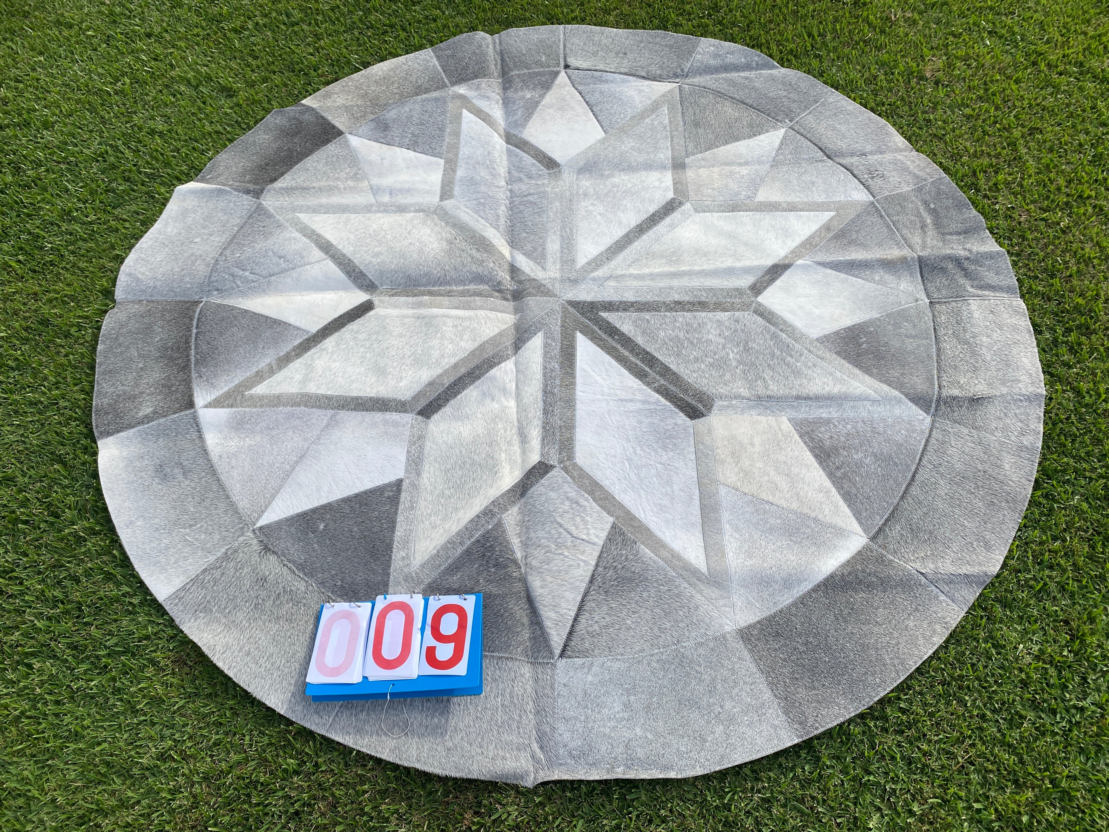 Cowhide - Patchwork Rug 09