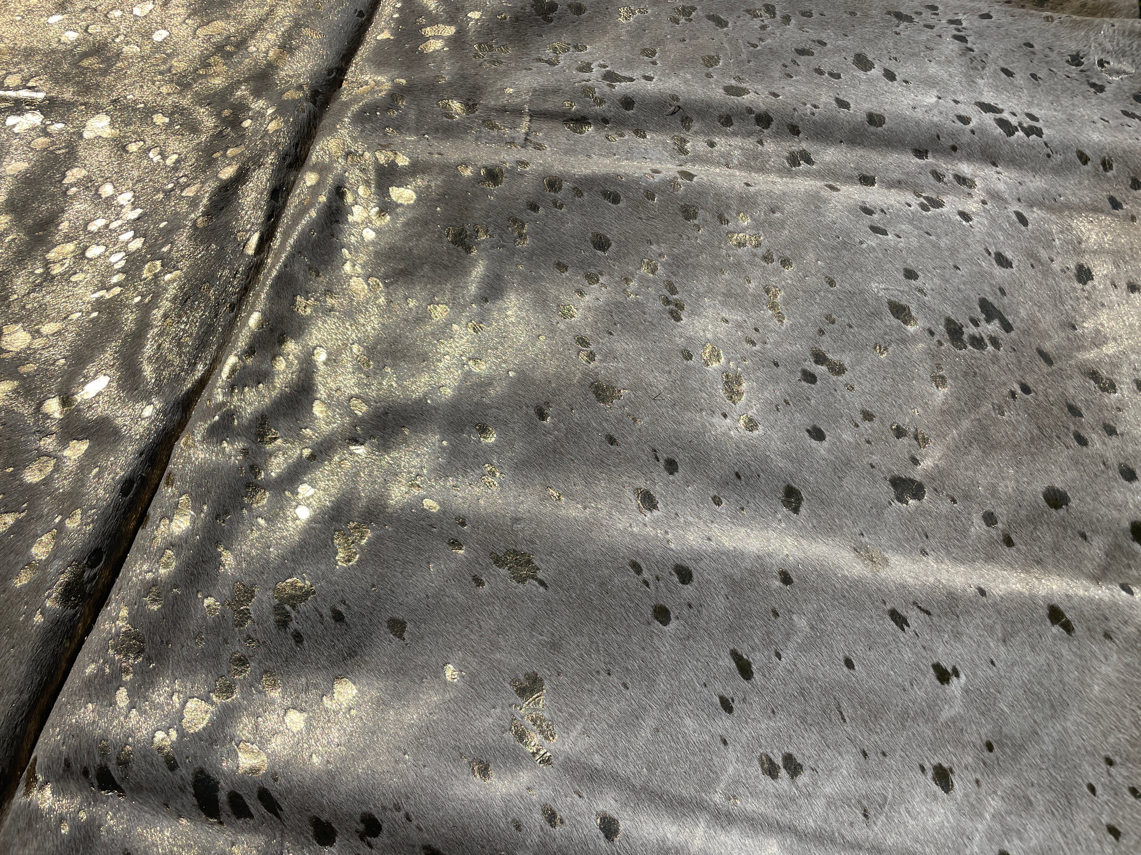 Cowhides - Metallic/ Printed 01