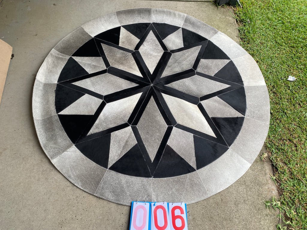 Cowhide - Round Patchwork Small