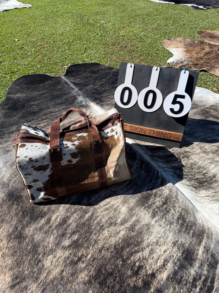 Cowhide Duffel Bags - Scott