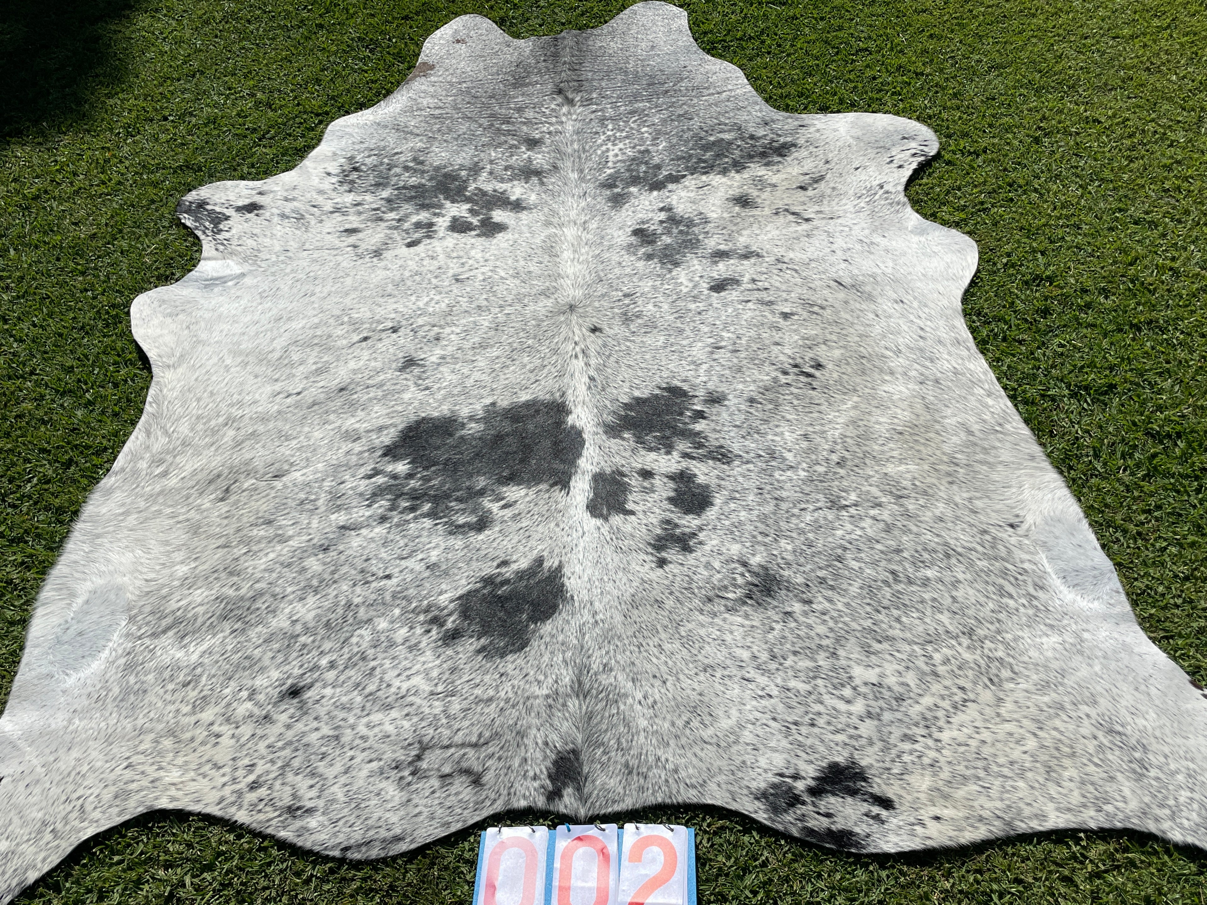 Cowhide 02 Grey Salt and Pepper Speckled