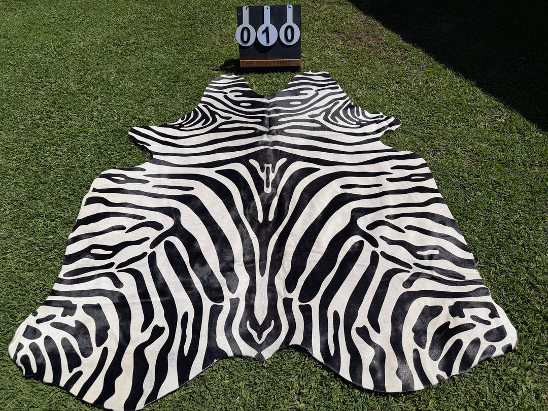 Cowhides - Metallic/ Printed 10