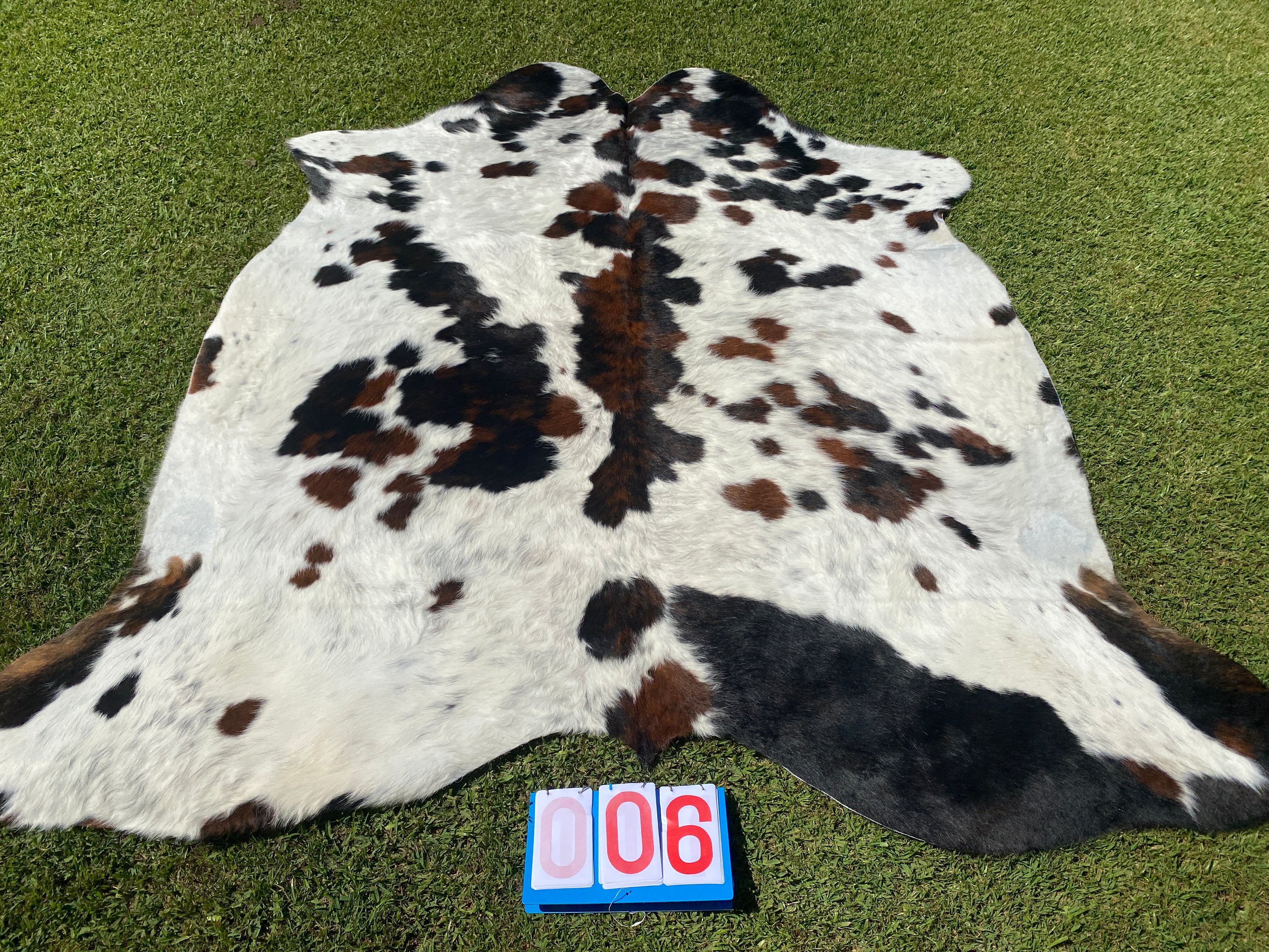 Cowhide 06 Brindle Tri Colour