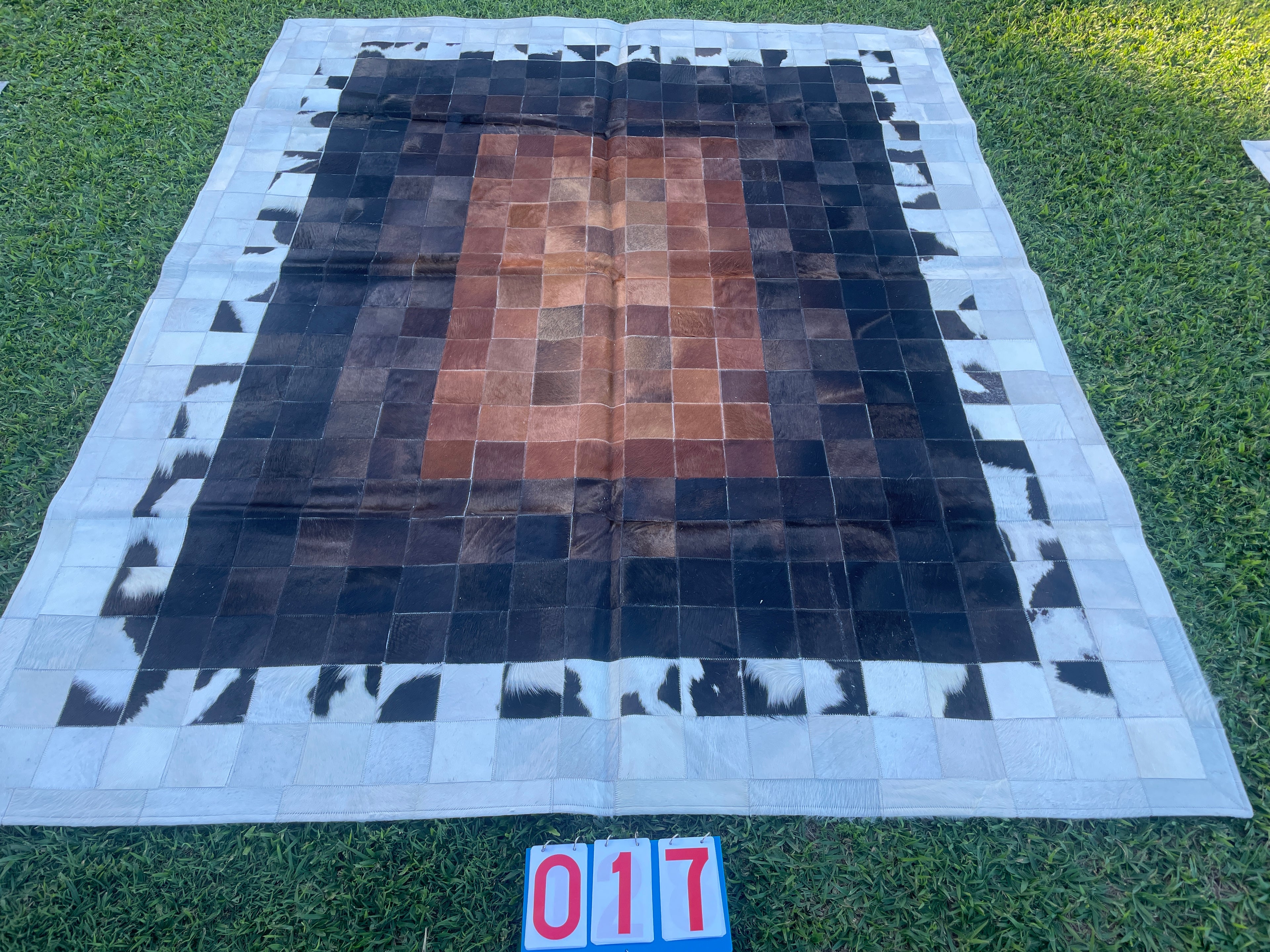 Cowhide - Patchwork Rug 17