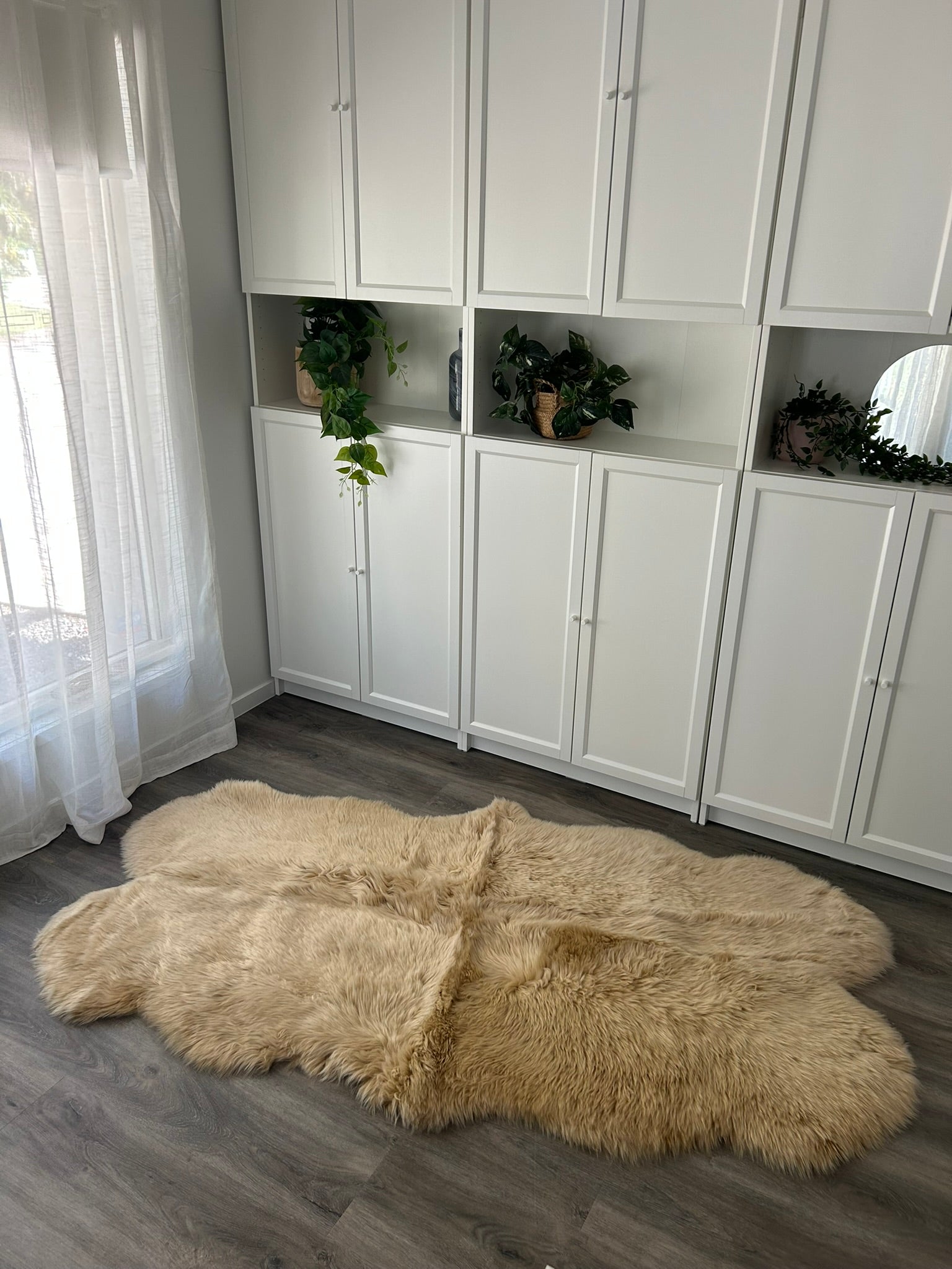 Sheepskin Rug - Tan