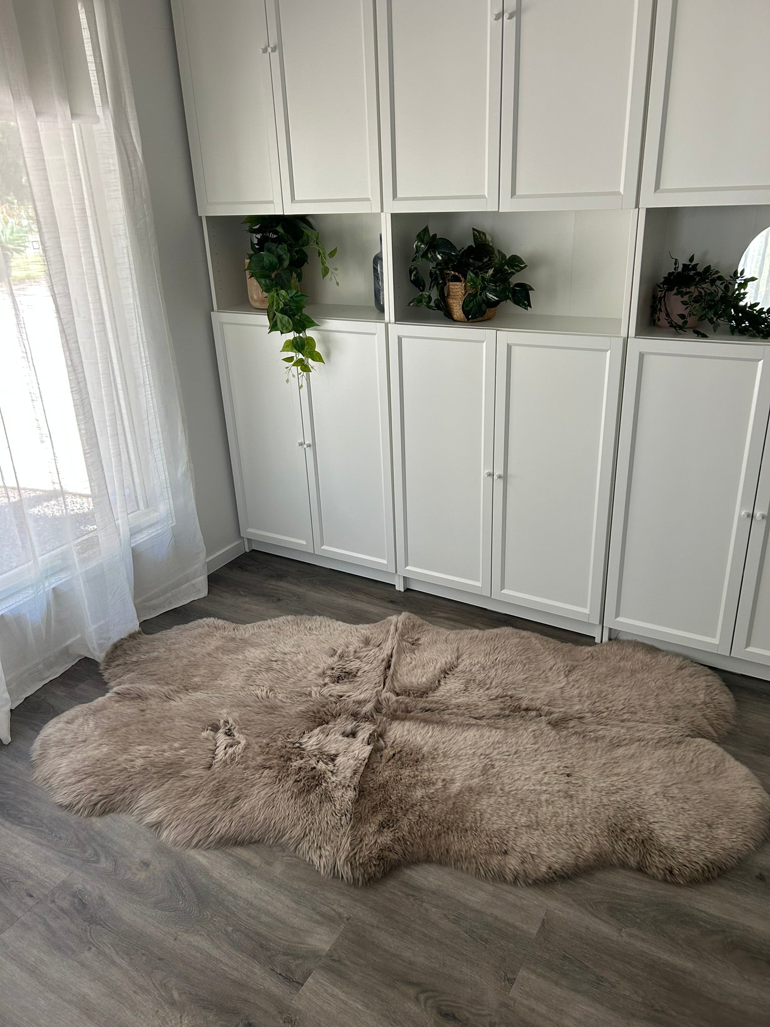 Sheepskin Rug - Taupe