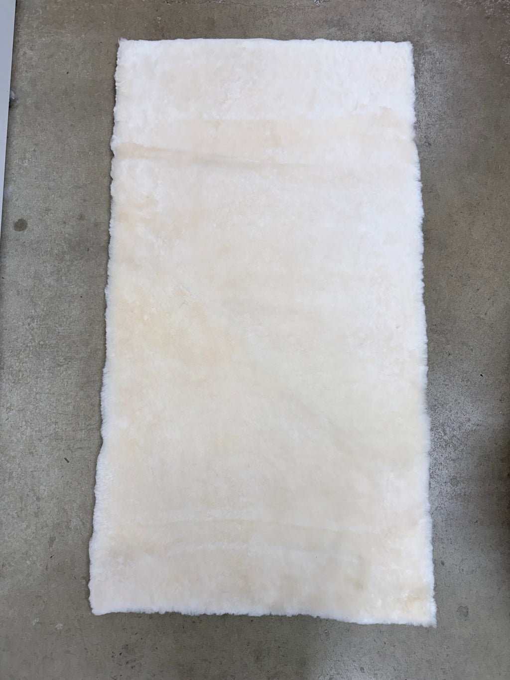 Sheepskin Rug - Plates